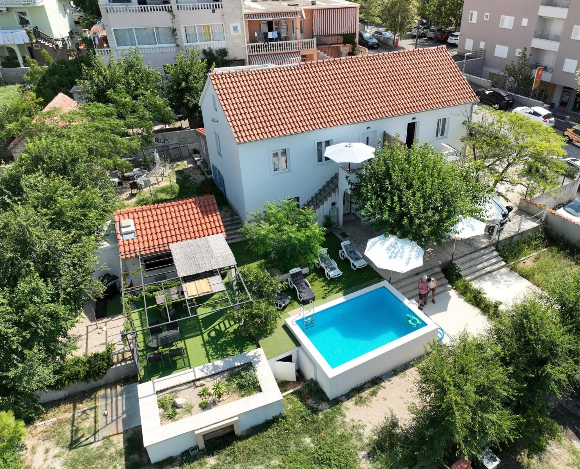 Summer 4 Apartment Makarska